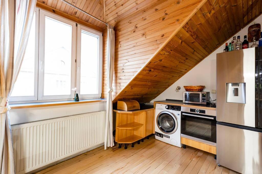 Rooftop 180M2 Loft With Private Sauna, براتسيلافا المظهر الخارجي الصورة