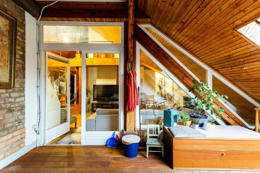 Rooftop 180M2 Loft With Private Sauna, براتسيلافا المظهر الخارجي الصورة