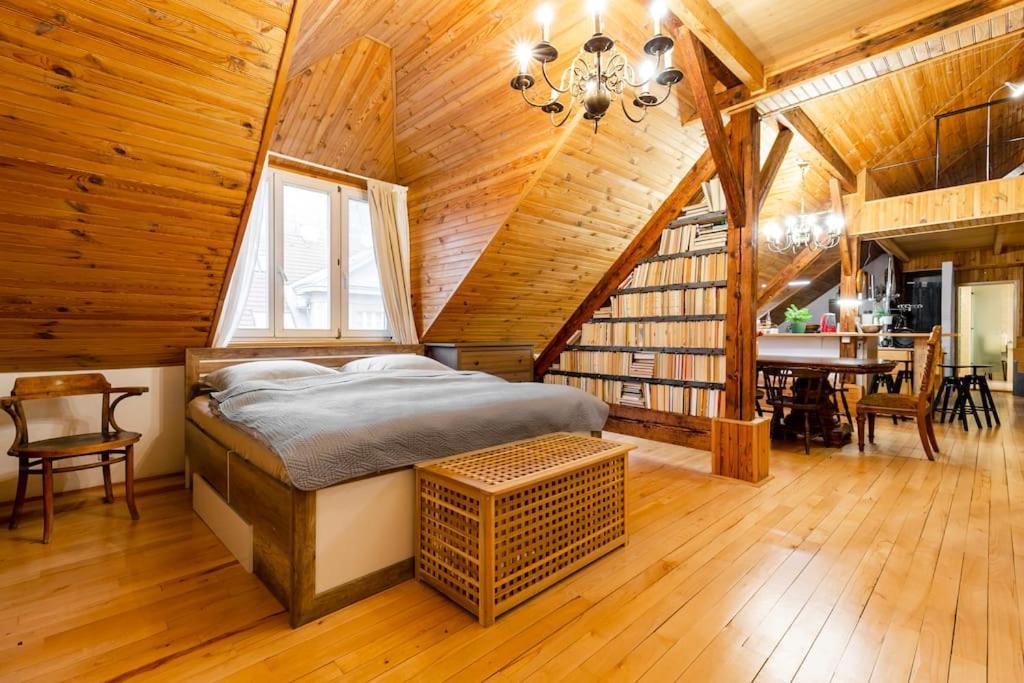Rooftop 180M2 Loft With Private Sauna, براتسيلافا المظهر الخارجي الصورة