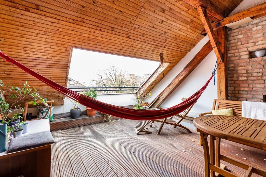 Rooftop 180M2 Loft With Private Sauna, براتسيلافا المظهر الخارجي الصورة